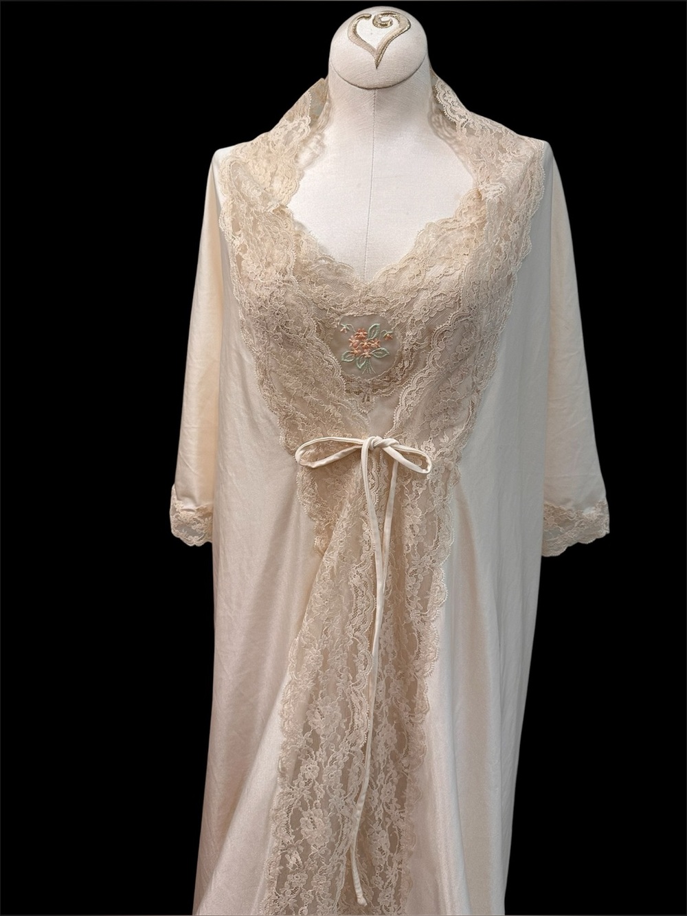 VTG Shadowline 2 piece Cream Yellow Nylon Robe Peignoir&Nightgown Size M READ